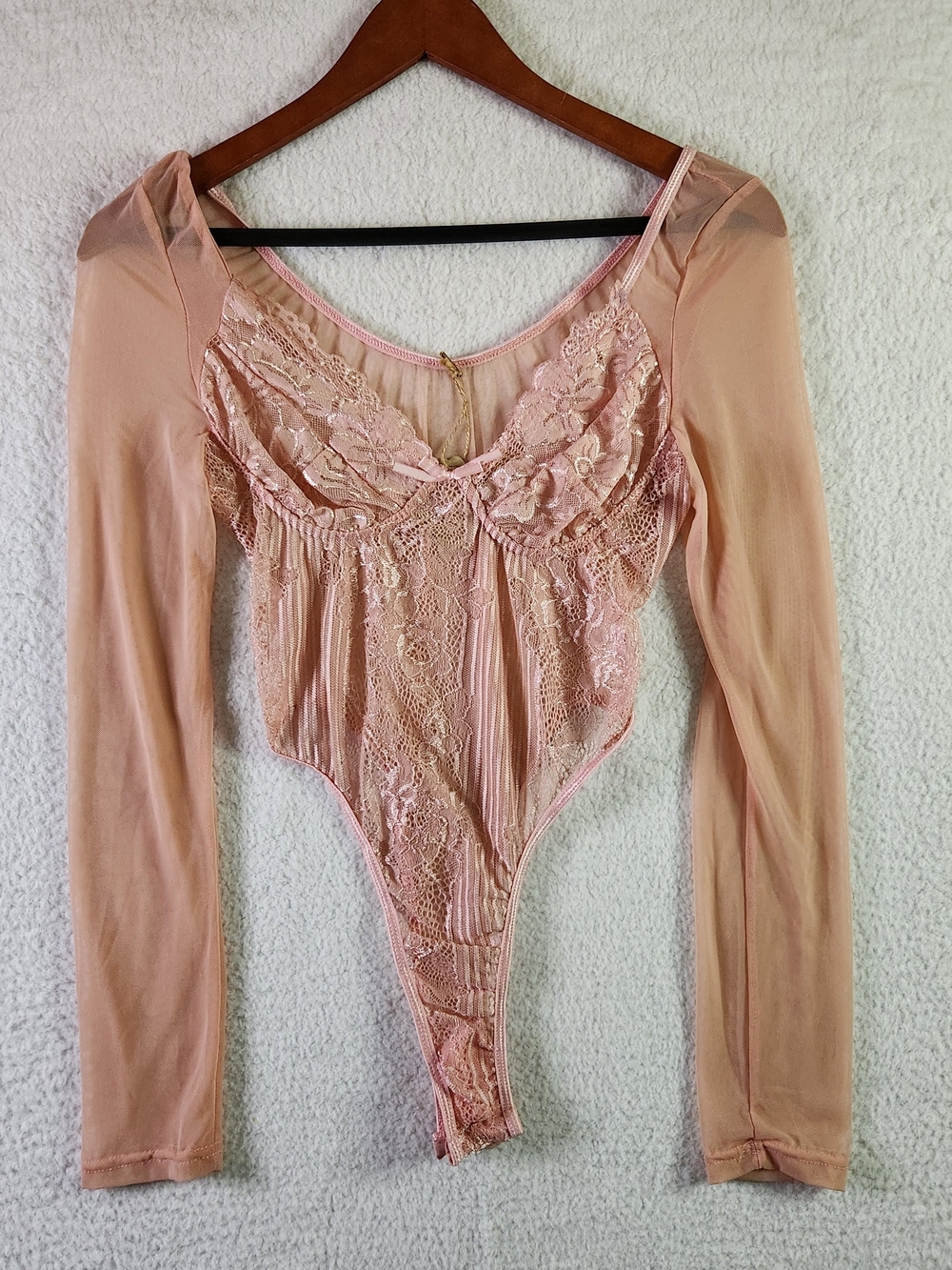 Long-Sleeve Lace Bodysuit in Blush Pink